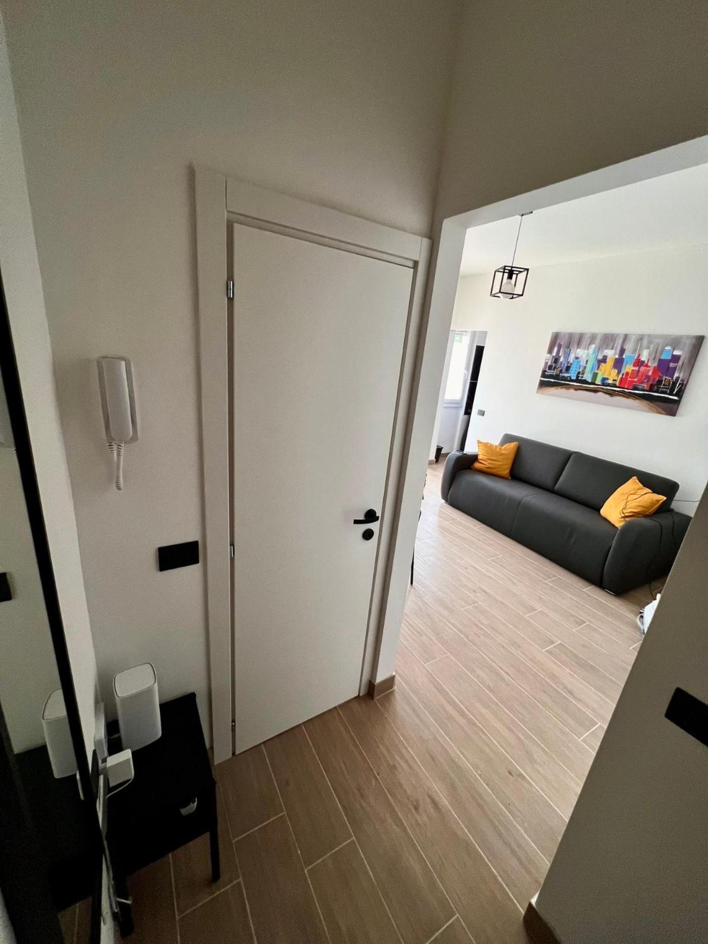 Moderno Ed Elegante Loft Con Balcone Leilighet Milano Eksteriør bilde