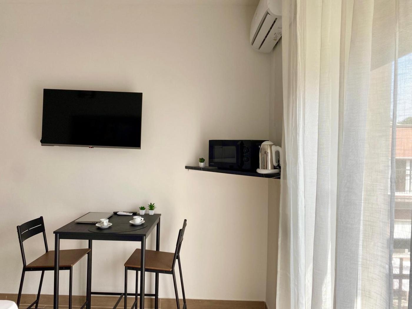 Moderno Ed Elegante Loft Con Balcone Leilighet Milano Eksteriør bilde